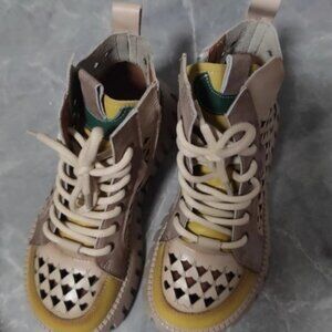 Ladies Shoes Lace up Boots